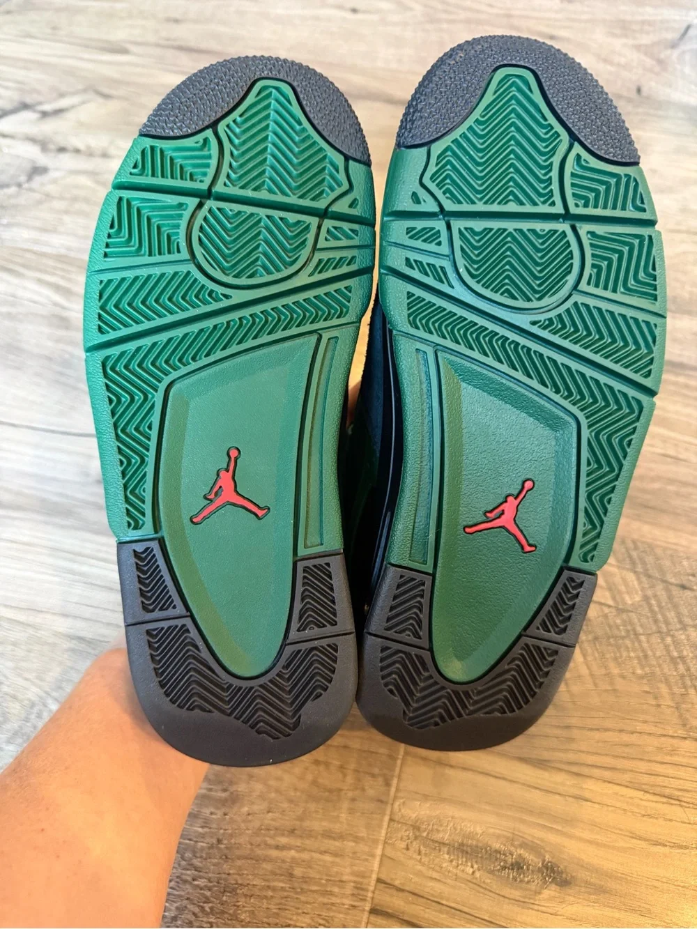 NWOT Kids Air Jordan 4 RM (size 4Y)